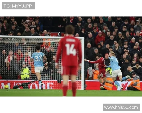 德甲激战莱比锡逆转曼城引发争议判罚全场沸腾